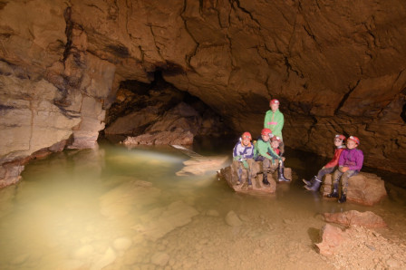 Piscine, Grottes de l'Orbe
